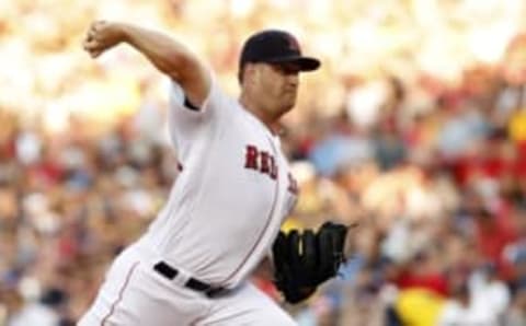 Jul 26, 2016; Boston, MA, USA; Boston Red Sox starting pitcher Steven Wright (35) throws a pitch against the Detroit Tigers in the first inning at Fenway Park. Mandatory Credit: David Butler II-USA TODAY Sports