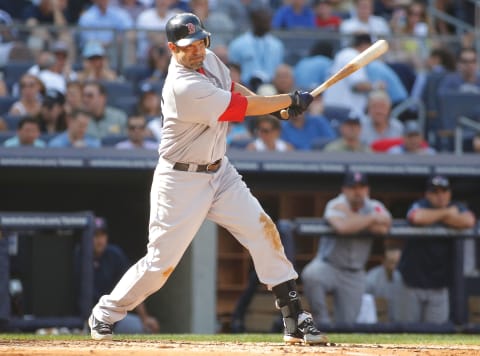 NEW YORK – AUGUST 07: Mike Lowell (Photo by Mike Stobe/Getty Images)