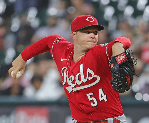 CHICAGO, ILLINOIS – SEPTEMBER 29: Starting pitcher Sonny Gray #54 of the Cincinnati Reds delivers the ball against the Chicago White Sox at Guaranteed Rate Field on September 29, 2021 in Chicago, Illinois. (Photo by Jonathan Daniel/Getty Images)