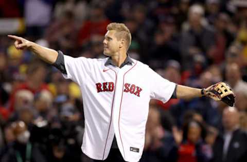 BOSTON, MASSACHUSETTS – OCTOBER 18: Former Boston Red Sox closing pitcher Jonathan Papelbon throws out the ceremonial first pitch prior to Game Three of the American League Championship Series against the Houston Astros at Fenway Park on October 18, 2021 in Boston, Massachusetts. (Photo by Elsa/Getty Images)