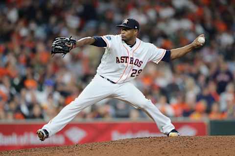 HOUSTON, TX – OCTOBER 17: Tony Sipp #29 of the Houston Astros pitches in the ninth inning against the Boston Red Sox during Game Four of the American League Championship Series at Minute Maid Park on October 17, 2018 in Houston, Texas. (Photo by Elsa/Getty Images)