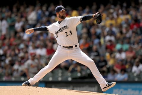 MILWAUKEE, WISCONSIN – AUGUST 28: Jordan Lyles #23 of the Milwaukee Brewers pitches in the first inning against the St. Louis Cardinals at Miller Park on August 28, 2019 in Milwaukee, Wisconsin. (Photo by Dylan Buell/Getty Images)