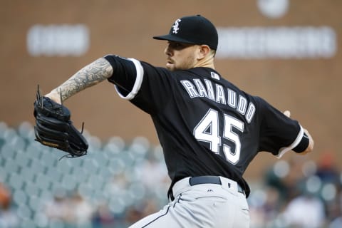 Aug 30, 2016; Detroit, MI, USA; Chicago White Sox pitcher Anthony Ranaudo (45) pitches in the first inning against the Detroit Tigers at Comerica Park. Mandatory Credit: Rick Osentoski-USA TODAY Sports