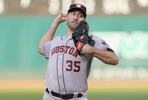 OAKLAND, CA – JUNE 01: Justin Verlander #35 of the Houston Astros pitches against the Oakland Athletics in the bottm of the first inning of a Major League Baseball game at Oakland-Alameda County Coliseum on June 1, 2019 in Oakland, California. (Photo by Thearon W. Henderson/Getty Images)