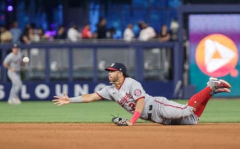 MIAMI, FLORIDA – SEPTEMBER 25: Luis García #2 of the Washington Nationals throws to second base for an out during the sixth inning against the Miami Marlins at loanDepot park on September 25, 2022 in Miami, Florida. (Photo by Bryan Cereijo/Getty Images)