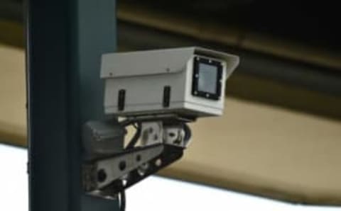 Camera/radar devices are placed throughout the stadium pointing at home plate at different angles calculating every pitch. Major League Baseball now has the Automated Ball-Strike technology (ABS) at Bradenton’s LECOM Park, home of the Bradenton Marauders Low-A Southeast League. Plate umpire Nelson Fraley wears an earpiece that gets signals from a radar that call the ball and strikes during the visiting Tampa Tarpons, Bradenton Marauders game Wednesday evening June, 29, 2022.Sar Challenge 07