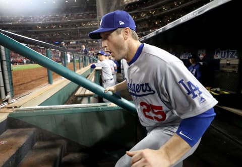 WASHINGTON, DC – OCTOBER 06: David Freese #25 of the Los Angeles Dodgers takes the field during team introductions before Game 3 of the NLDS between the Los Angeles Dodgers and the Washington Nationals at Nationals Park on October 06, 2019 in Washington, DC. (Photo by Rob Carr/Getty Images)