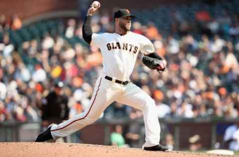 SAN FRANCISCO, CA – JUNE 06: Hunter Strickland #60 of the San Francisco Giants pitches against the Arizona Diamondbacks at AT&T Park on June 6, 2018 in San Francisco, California. (Photo by Ezra Shaw/Getty Images)