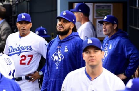 LOS ANGELES, CA – NOVEMBER 01: First base coach George Lombard