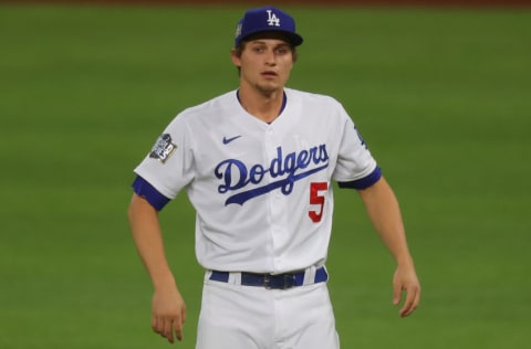 ARLINGTON, TEXAS - OCTOBER 27: Corey Seager #5 of the Los Angeles Dodgers warms up prior to Game Six of the 2020 MLB World Series against the Tampa Bay Rays at Globe Life Field on October 27, 2020 in Arlington, Texas. (Photo by Ronald Martinez/Getty Images)