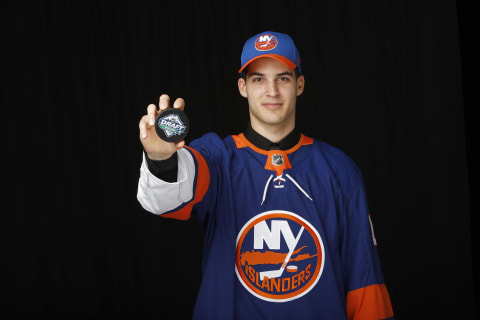 VANCOUVER, BRITISH COLUMBIA – JUNE 22: Samuel Bolduc poses after being selected 57th overall by the New York Islanders during the 2019 NHL Draft at Rogers Arena on June 22, 2019 in Vancouver, Canada. (Photo by Kevin Light/Getty Images)