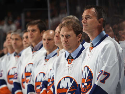 UNIONDALE, NY – OCTOBER 29: (R-L) Pierre Turgeon and Steve Thomas return to the ice as the New York Islanders celebrate their 1992-1993 team prior to the game against the San Jose Sharks Nassau Veterans Memorial Coliseum on October 29, 2011 in Uniondale, New York. (Photo by Bruce Bennett/Getty Images)