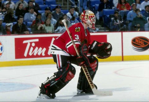 Goalie Jeff Hackett #31 of the Chicago Blackhawks. (Mandatory Credit: Craig Melvin /Allsport)