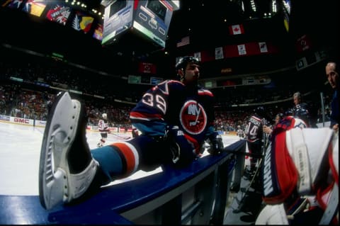 Travis Green #39 of the New York Islanders (Credit: Al Bello /Allsport)