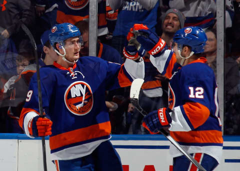 UNIONDALE, NY – JANUARY 20: Brock Nelson #29 and Josh Bailey #12 of the New York Islanders celebrate Nelson’s goal against the Philadelphia Flyers at the Nassau Veterans Memorial Coliseum on January 20, 2014 in Uniondale, New York. (Photo by Bruce Bennett/Getty Images)