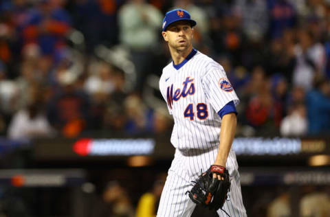 NEW YORK, NEW YORK - OCTOBER 08: Jacob deGrom #48 of the New York Mets (Photo by Elsa/Getty Images)