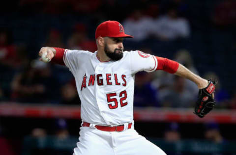 ANAHEIM, CA – SEPTEMBER 25: Matt Shoemaker #52 of the Los Angeles Angels of Anaheim pitches during the first inning of a game against the Texas Rangers at Angel Stadium on September 25, 2018 in Anaheim, California. (Photo by Sean M. Haffey/Getty Images)