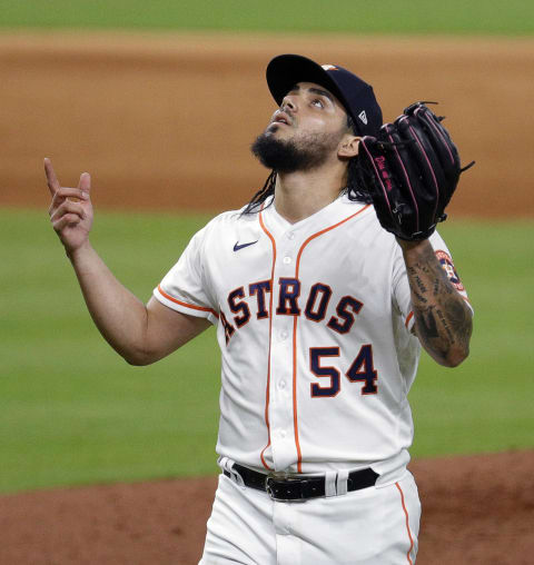 Roberto Osuna (Photo by Bob Levey/Getty Images)