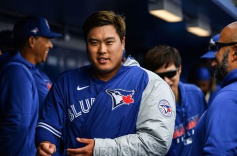 DUNEDIN, FLORIDA – FEBRUARY 27: Hyun-Jin Ryu #99 of the Toronto Blue Jays in the dugout after pitching in the second inning during the spring training game against the Minnesota Twins at TD Ballpark on February 27, 2020 in Dunedin, Florida. (Photo by Mark Brown/Getty Images)