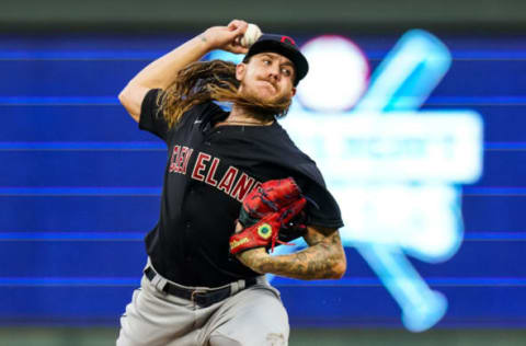 MINNEAPOLIS, MN – JULY 31: Mike Clevinger #52 of the Cleveland Indians pitches against the Minnesota Twins on July 31, 2020 at Target Field in Minneapolis, Minnesota. (Photo by Brace Hemmelgarn/Minnesota Twins/Getty Images)