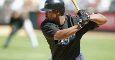 OAKLAND – JULY 20: Carlos Delgado #25 of the Toronto Blue Jays bats during the MLB game against the Oakland A’s at the Network Associates Coliseum on July 20, 2004. The A’s defeated the Blue Jays in 14 innings, 1-0. (Photo by Don Smith/MLB Photos via Getty Images)