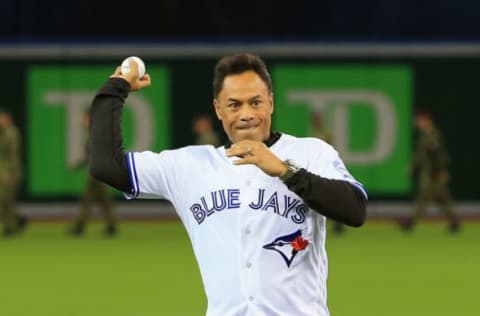 TORONTO, ON – OCTOBER 04: Former Major League Baseball player Roberto Alomar throws out the ceremonial first pitch prior to the American League Wild Card game between the Toronto Blue Jays and the Baltimore Orioles at Rogers Centre on October 4, 2016 in Toronto, Canada. (Photo by Vaughn Ridley/Getty Images)