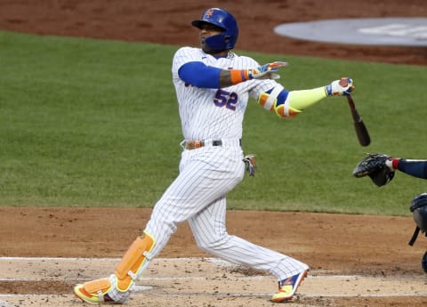 NEW YORK, NEW YORK – JULY 26: Yoenis Cespedes #52 of the New York Mets in action against the Atlanta Braves at Citi Field on July 26, 2020 in New York City. The 2020 season had been postponed since March due to the COVID-19 pandemic. The Braves defeated the Mets 14-1. (Photo by Jim McIsaac/Getty Images)