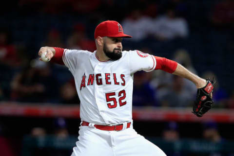 ANAHEIM, CA – SEPTEMBER 25: Matt Shoemaker #52 of the Los Angeles Angels of Anaheim pitches during the first inning of a game against the Texas Rangers at Angel Stadium on September 25, 2018 in Anaheim, California. (Photo by Sean M. Haffey/Getty Images)