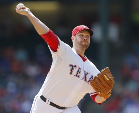 Oct 3, 2015; Arlington, TX, USA; Mandatory Credit: Jim Cowsert-USA TODAY Sports