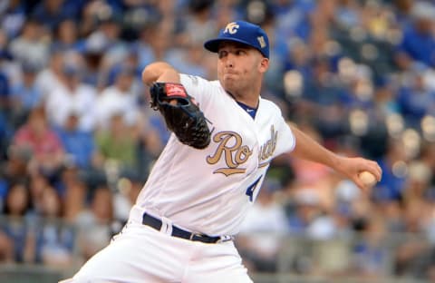 May 27, 2016; Kansas City, MO, USA; Kansas City Royals relief pitcher Danny Duffy (41) delivers a pitch against the Chicago White Sox in the first inning at Kauffman Stadium. Mandatory Credit: John Rieger-USA TODAY Sports