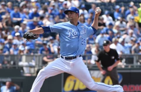 KANSAS CITY, MO -JUNE 3: Mike Minor #26 of the Kansas City Royals throws in the seventh inning against the Cleveland Indians at Kauffman Stadium on June 3, 2017 in Kansas City, Missouri. (Photo by Ed Zurga/Getty Images)