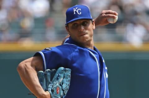 CHICAGO, IL – AUGUST 13: Starting pitcher Jason Vargas