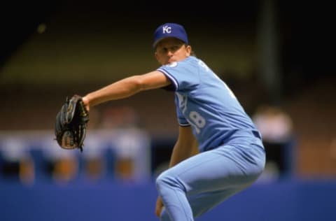 1989: Bret Saberhagen of the Kansas City Royals winds back to pitch during a MLB game in the 1989 season. (Photo by: Rick Stewart/Getty Images)