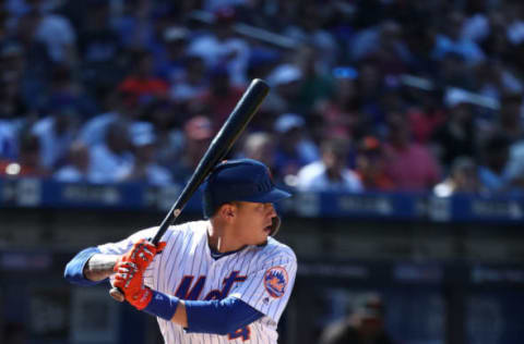 NEW YORK, NY – AUGUST 23: Wilmer Flores #4 of the New York Mets bats against the San Francisco Giants during their game at Citi Field on August 23, 2018 in New York City. (Photo by Al Bello/Getty Images)