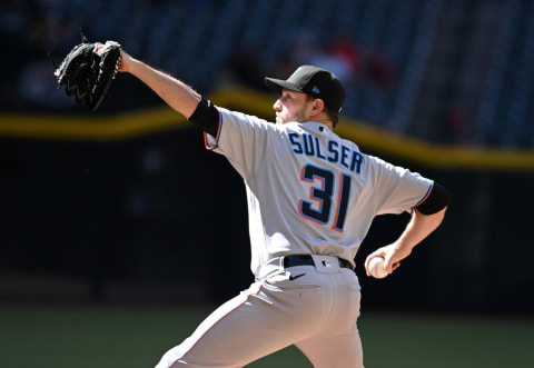 PHOENIX, ARIZONA – MAY 11: Cole Sulser #31 of the Miami Marlins delivers a pitch against the Arizona Diamondbacks at Chase Field on May 11, 2022 in Phoenix, Arizona. (Photo by Norm Hall/Getty Images)