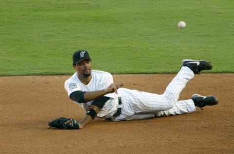 MIAMI – OCTOBER 12: First baseman Derrek Lee #25 of the Florida Marlins. (Photo by Eliot J. Schechter/Getty Images)