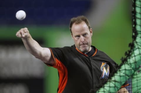 MIAMI, FL – SEPTEMBER 20: Manager Mike Redmond #11 of the Miami Marlins.(Photo by Eliot J. Schechter/Getty Images)