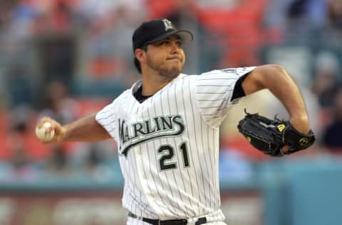 MIAMI – JUNE 9: Starting pitcher Josh Beckett #21 of the Florida Marlins. (Photo By Jamie Squire/Getty Images)