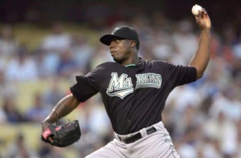 LOS ANGELES, CA – JULY 06: Pitcher Dontrelle Willis #35 of the Florida Marlins. (Photo by Stephen Dunn/Getty Images)