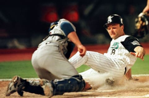 Florida Marlins right fielder Jim Eisenreich. AFP PHOTO/RHONA WISE / AFP PHOTO