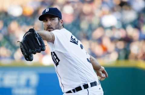 Jul 15, 2016; Detroit, MI, USA; Detroit Tigers starting pitcher Justin Verlander (35) pitches in the first inning against the Kansas City Royals at Comerica Park. Mandatory Credit: Rick Osentoski-USA TODAY Sports