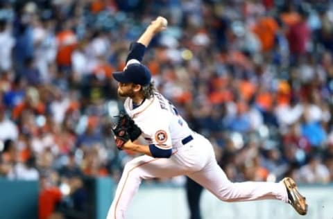 Aug 16, 2015; Houston, TX, USA; Houston Astros pitcher Josh Fields against the Detroit Tigers at Minute Maid Park. Mandatory Credit: Mark J. Rebilas-USA TODAY Sports