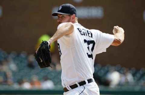 Sep 15, 2016; Detroit, MI, USA; Detroit Tigers starting pitcher Mike Pelfrey (37) pitches in the first inning against the Minnesota Twins at Comerica Park. Mandatory Credit: Rick Osentoski-USA TODAY Sports