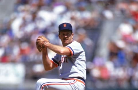 1991: Pitcher Dan Petry #46 of the Detroit Tigers pitches against the Oakland Athletics at Oakland Coliseum circa 1991 in Oakland, California. (Photo by Otto Greule Jr./Getty Images)