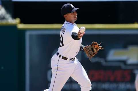 DETROIT, MI – JUNE 4: Second baseman Dixon Machado #49 of the Detroit Tigers throws out Aaron Hicks of the New York Yankees at first base during the eighth inning of game one of a doubleheader at Comerica Park on June 4, 2018 in Detroit, Michigan. (Photo by Duane Burleson/Getty Images)