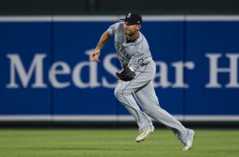 BALTIMORE, MD – AUGUST 28: Danny Valencia #26 of the Seattle Mariners catches a fly ball hit off the bat of Mark Trumbo of the Baltimore Orioles in the fourth inning at Oriole Park at Camden Yards on August 28, 2017 in Baltimore, Maryland. (Photo by Patrick McDermott/Getty Images)