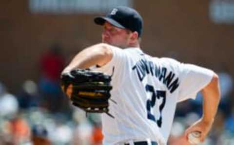 Aug 4, 2016; Detroit, MI, USA; Detroit Tigers starting pitcher Jordan Zimmermann (27) pitches in the first inning against the Chicago White Sox at Comerica Park. Mandatory Credit: Rick Osentoski-USA TODAY Sports