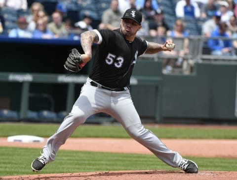 KANSAS CITY, MO – APRIL 29: Hector Santiago #53 of the Chicago White Sox throws against the Kansas City Royals in the first inning at Kauffman Stadium on April 29, 2018 in Kansas City, Missouri. (Photo by Ed Zurga/Getty Images)