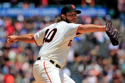 SAN FRANCISCO, CALIFORNIA – MAY 23: Madison Bumgarner #40 of the San Francisco Giants pitches during the first inning against the Atlanta Braves at Oracle Park on May 23, 2019 in San Francisco, California. (Photo by Daniel Shirey/Getty Images)