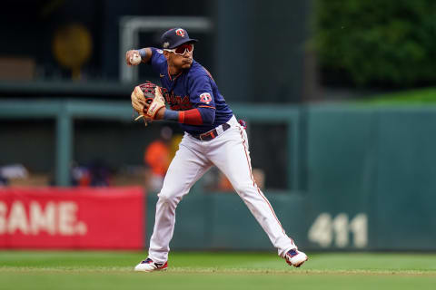 Jorge Polanco of the Minnesota Twins throws during game two of the Wild Card Series. (Photo by Brace Hemmelgarn/Minnesota Twins/Getty Images)